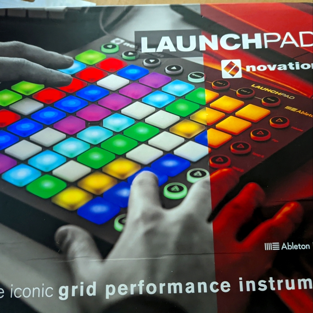 Novation launchpad beat pad